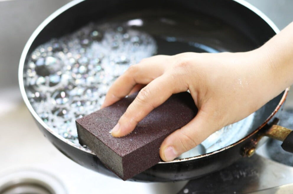 Kartáč na drhnutí Magic Emery