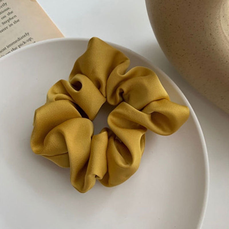 Hedvábná gumička do vlasů