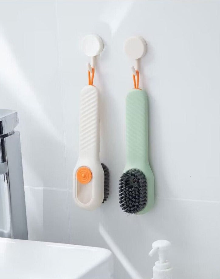 Kartáč na boty s hladkou rukojetí