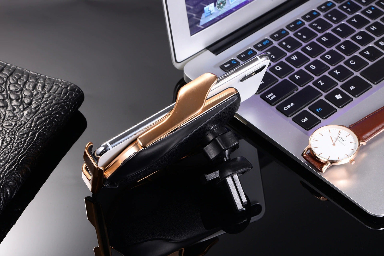 PREMIUM - Automatické upínání držáků telefonů | Bezdrátová nabíječka