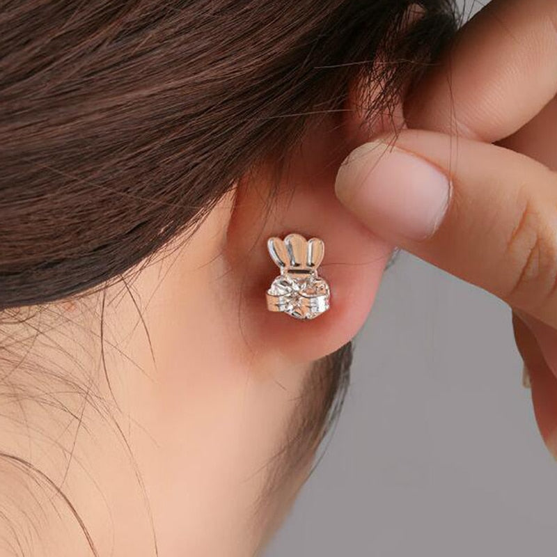 Zvedák korunkových náušnic