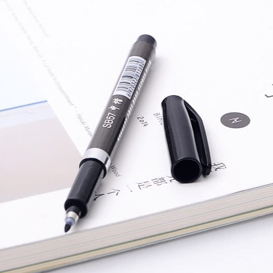 Kaligrafická tužka se štětcem