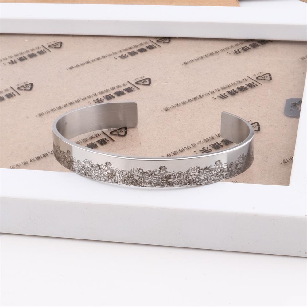 Pro mou ženu, Missing You is my hobby cuff bracelet (Chybíš mi).