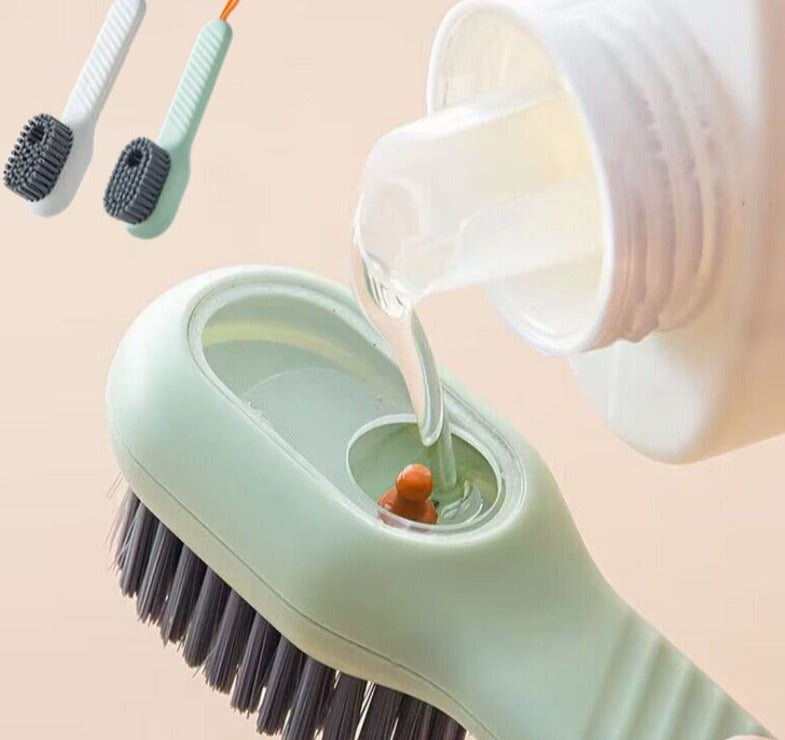 Kartáč na boty s hladkou rukojetí