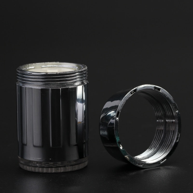 Vícebarevná vodovodní baterie